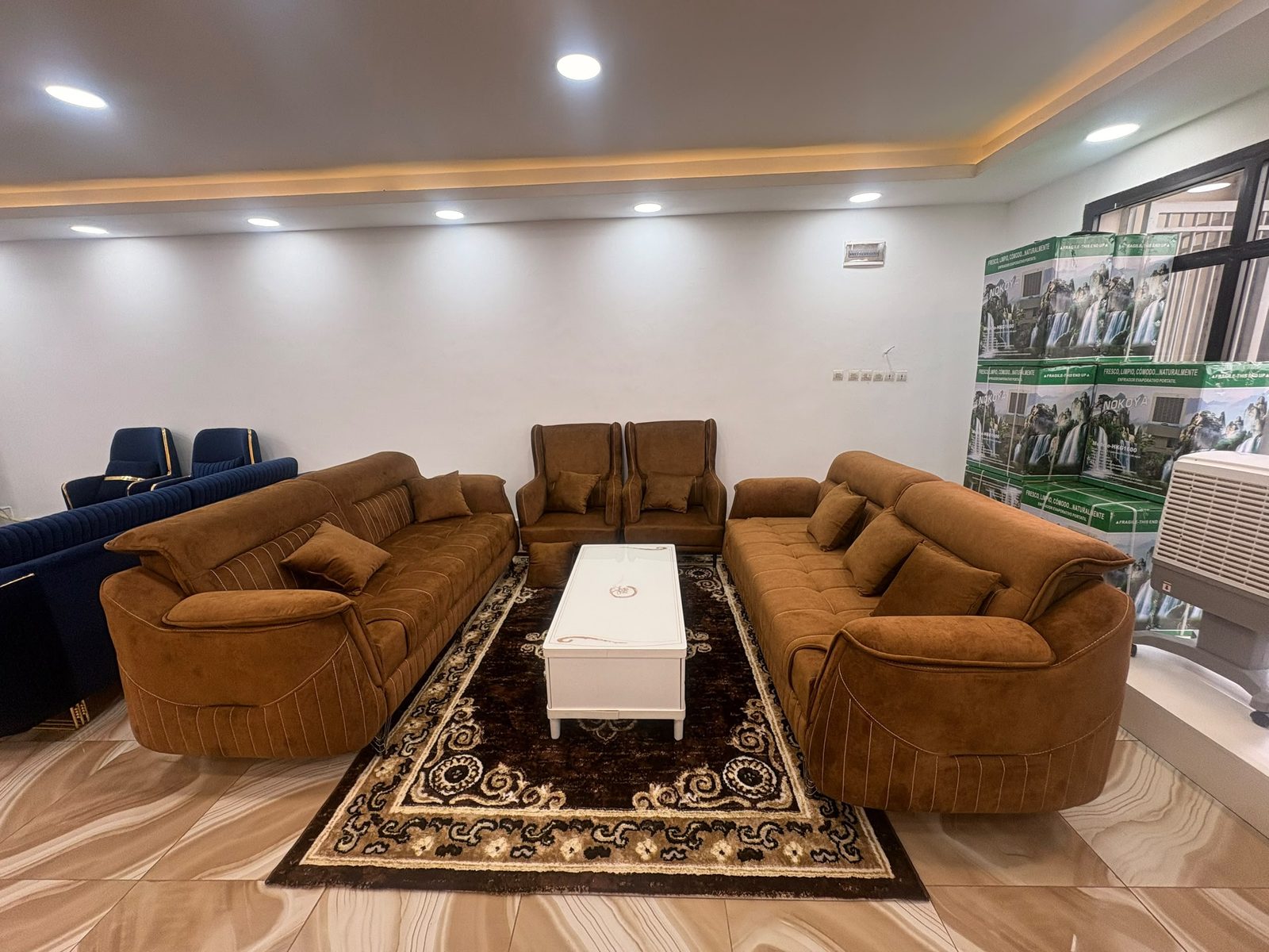 Salon Niang Décor, référence SAL-08
