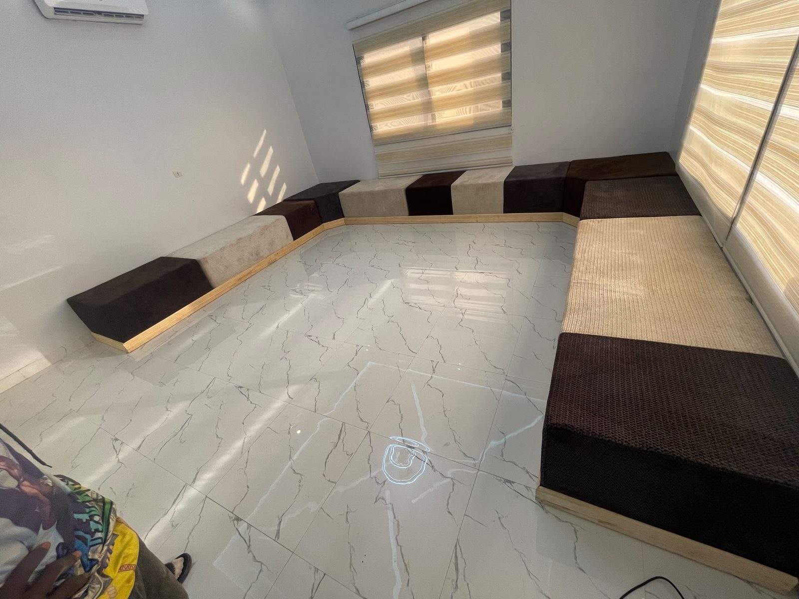 Salon Niang Décor, référence SAL-44